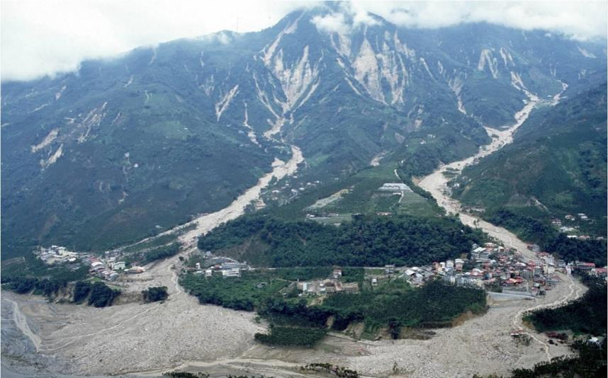 2001年桃芝颱風南投郡坑村及上安村土石流