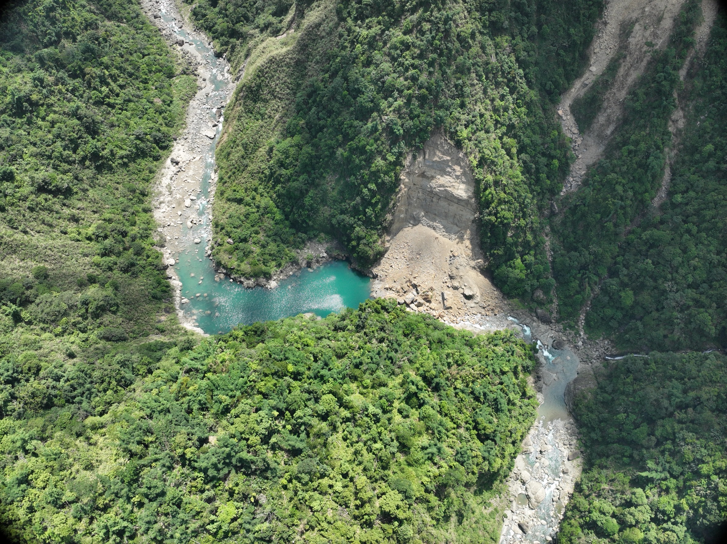 UAV 空拍崩塌區照片