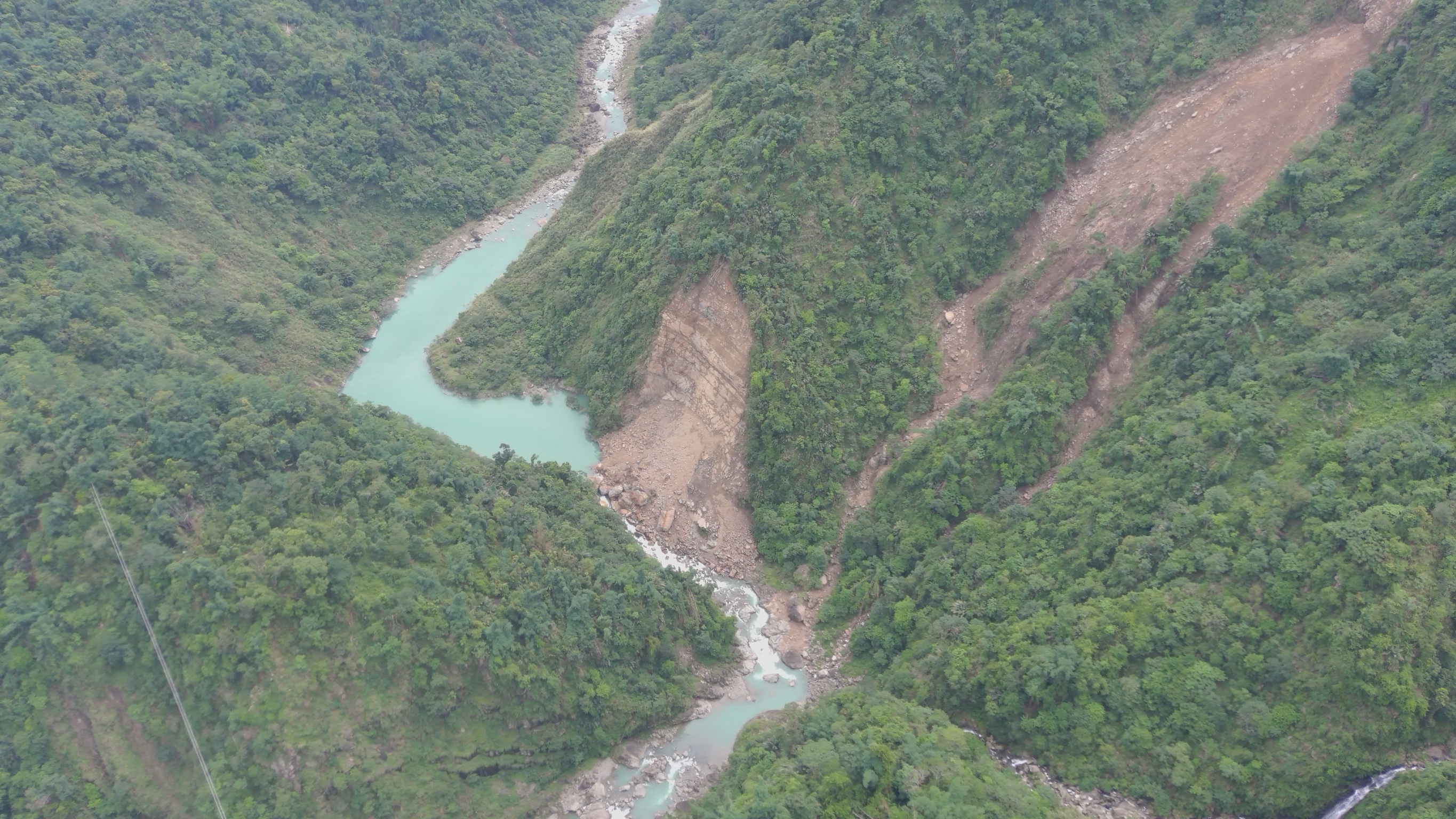 UAV 空拍崩塌區照片